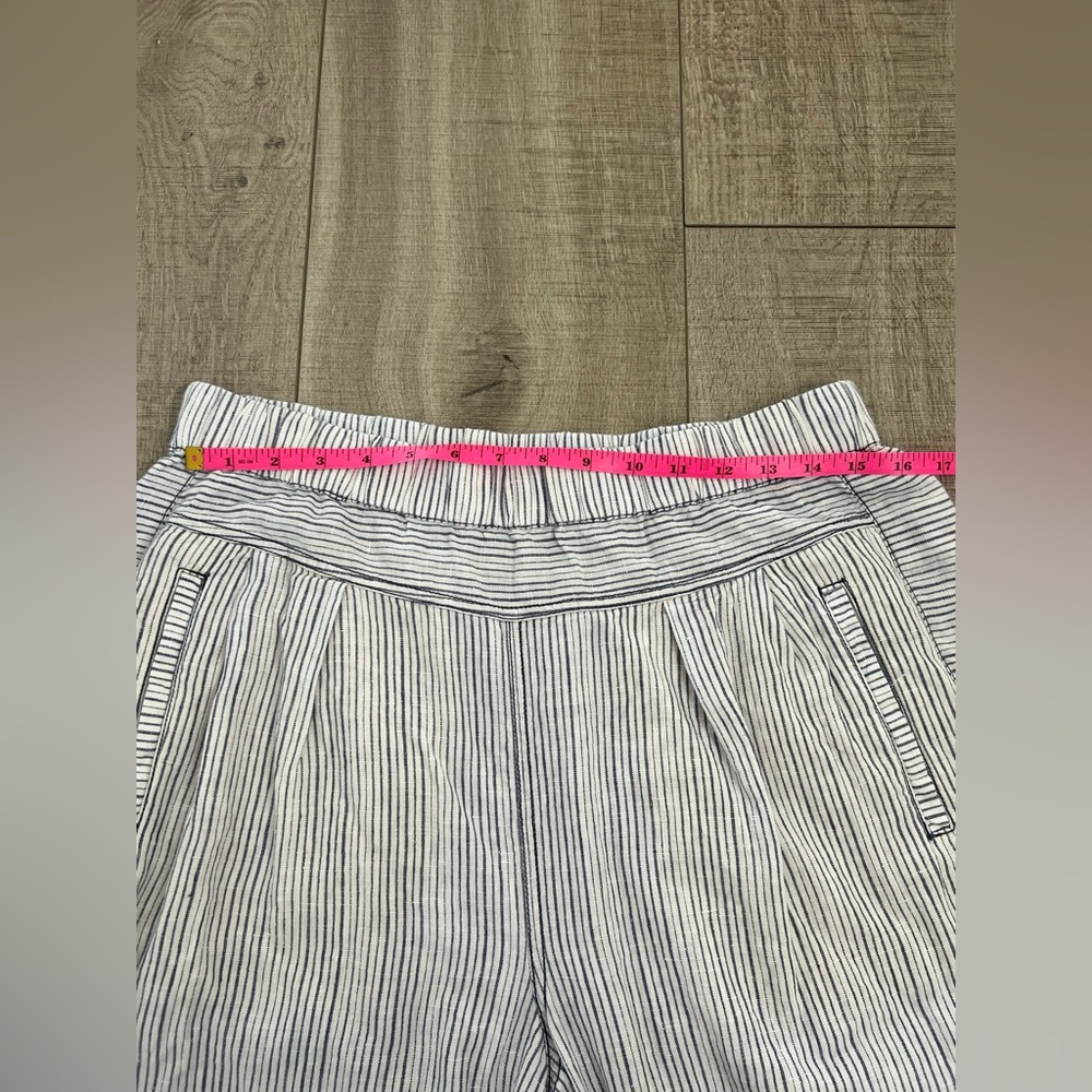 NWOT Anthropologie Hei Hei White and Blue Striped Women's Pants Size Medium - Picture 2 of 9